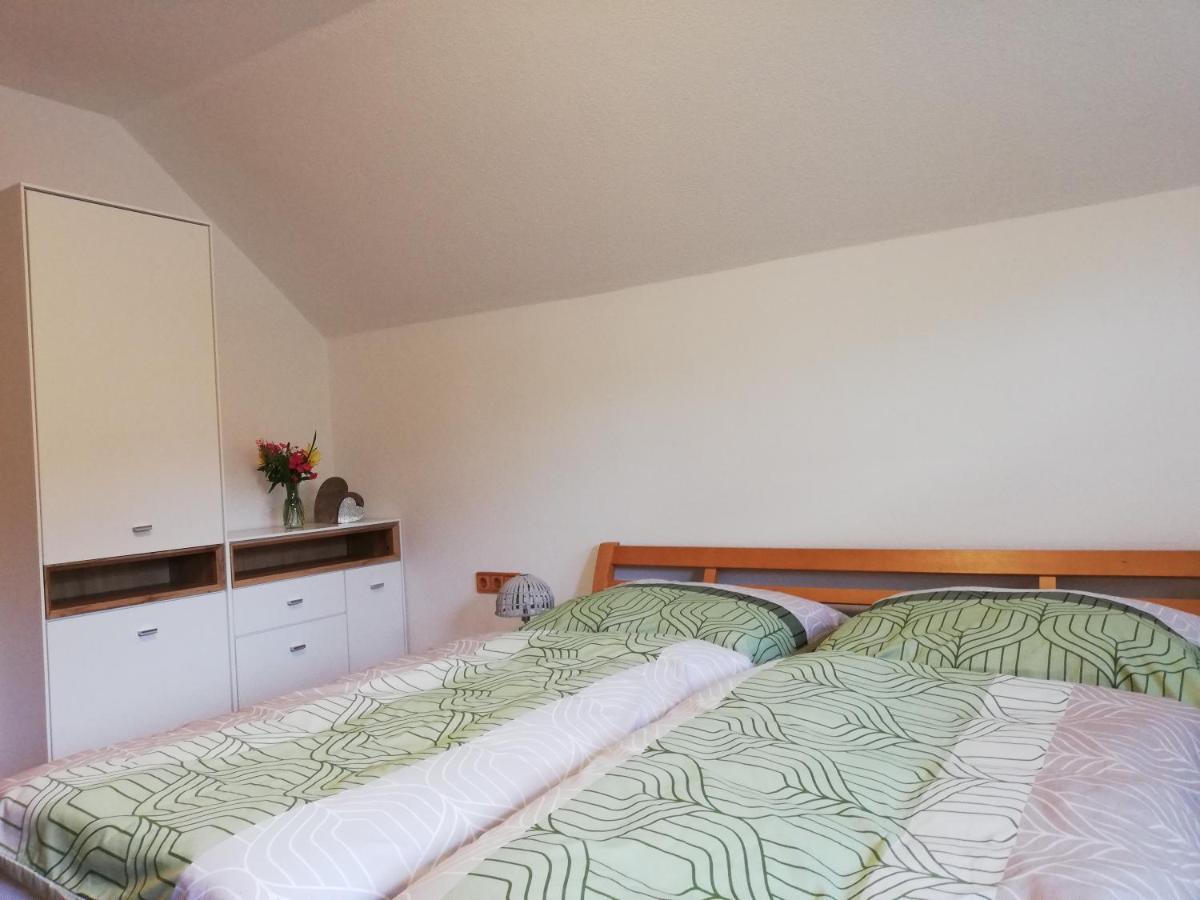 Apartment Natur Herz Haus im Ennstal Exterior photo
